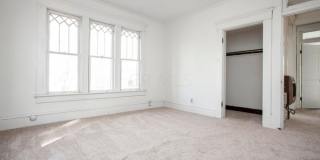 Huge Brick OSU Campus Single Family House! Gallery 17