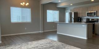 Beautiful Townhome in Townes At Woodmen Heights Gallery 5