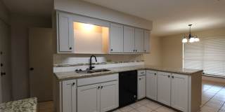 Updated, Spacious 3 Bedroom, 2 Bath Duplex in Whitehouse ISD! Gallery 8