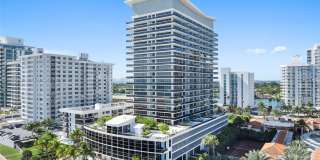 5875 Collins Avenue Gallery 19