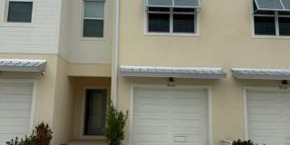 Luxury Living in Seminole – Home Available for Rent | 3bed|3bath Gallery 1