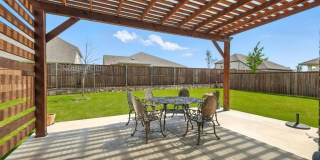 1104 Indianola Trail Gallery 21