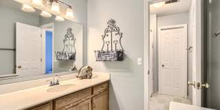 117 Southampton Court Gallery 11