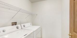 Platinum Valley Apartments Gallery 68