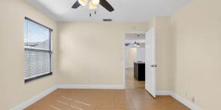 18 CROSSINGS Circle Gallery 26
