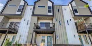 Recently Built Townhome in Hot Midtown! Gallery 1