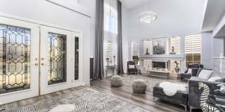 Luxury Living in Guard-Gated Royal Highlands! Gallery 5