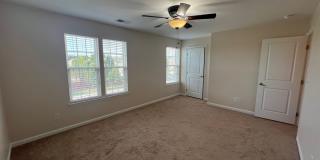 Bright-Sunny 4 Bedroom, 2.5 Bathroom Home - Mooresville Graded Schools - Fresh Paint - Fenced Yard - Community Pool Gallery 20
