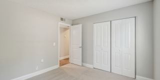 Piccadilly Gallery 53