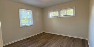 3 BR between North Elm and North Church Gallery 11