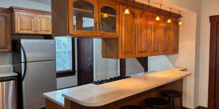 Single Family Home located within Minutes of both Hospitals. - 3 Bedrooms, 1 Bathroom and 1 Car Garage. Available Now!!! Gallery 10