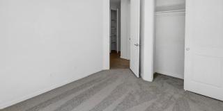 6418 W Mark Lane Gallery 4