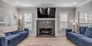 Renovated Spanish-Style 2/1 Beach Bungalow Just Steps to the Ocean! Gallery 14