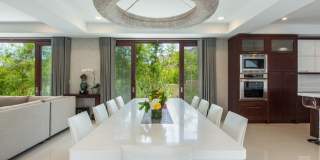 Diamond Head Villa: Luxury Gold Coast Retreat w/ Pool, Jacuzzi & Beach Access Gallery 9