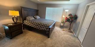 Spacious 4BR House in Parker Gallery 21