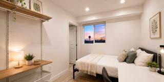 TL 1361 W 35th St - Co-Living Gallery 9