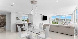 301 Lake Shore Drive unit: 411 Gallery 7