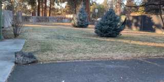 Home in SE Bend Short Term Rental Gallery 1
