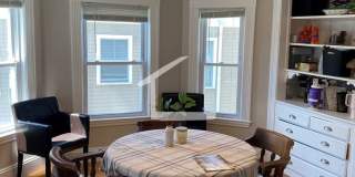 Modern Brighton 4-bed/2-bath with Deck Gallery 22