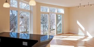 7 Cameron Gallery 25