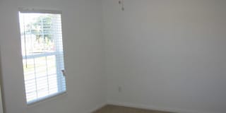 Fishers 4BDRM, 2.5BA home near Hamilton Town Center! Gallery 16
