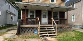 Beautifully Renovated Home in Prime Location Gallery 1