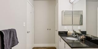 The Lofts at Shillito Place Gallery 32
