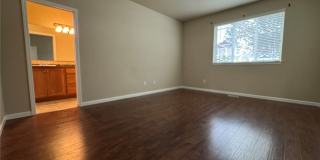 Edgewater Community Gallery 7