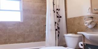 126 Hopkins Ave Gallery 1