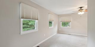 5335 LAKE COVE Court Gallery 14