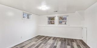 *MOVE IN SPECIAL* $250 Off First Full Month's Rent OR Free 55in TV! Gallery 13