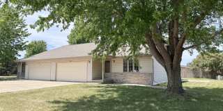2701-2703 North Wuthering Hills Drive - 2703 Gallery 1
