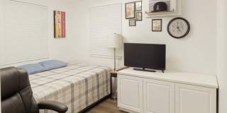 1815 SW 67th CT Gallery 1