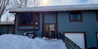 4 Bedroom Home in Fairbanks / Washer& Dryer / Cat Friendly Gallery 1