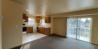 3 Bedroom, 2 Bath in York Neighborhood! Gallery 4