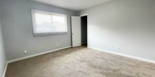 Spacious, affordable two bedroom townhouse in a great location in Charlotte! Gallery 7