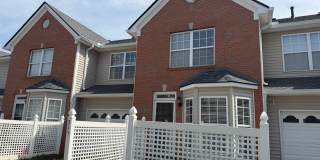 2BR Townhome in Franklin Gallery 1