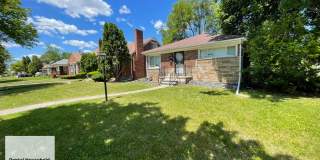 Charming & Beautifully Maintained 2-Bedroom Ranch Available Now! Gallery 15