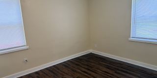 664 S Wheatland Ave Gallery 4