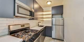Stylish 1 Bedroom Condo in Foggy Bottom! Gallery 3