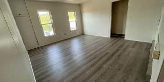 305 W. Linn St Gallery 1