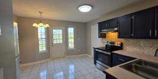 Comfort and Convenience Ranch Home Awaits - One Month FREE with 13 Month Lease! Gallery 6