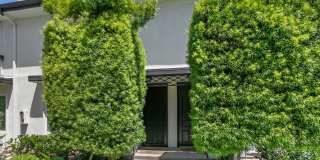 Steps from 17th Street - Beautifully Updated 2 Bed, 2.5 Bath Townhome in Newport Beach Gallery 13