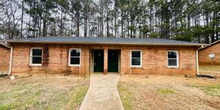 Affordable Ground-Level Living in Greenwood Gallery 1