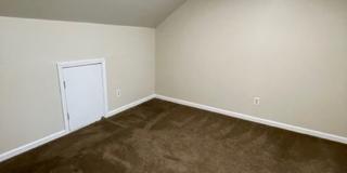 Must see this 4 bedroom 2.5 bath townhouse with 1 car garage . Gallery 20