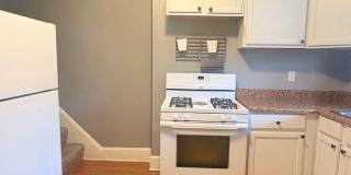 Lovely Hampden EOG 2bd/2ba Rowhome w CAC & W/D! Available now Gallery 18