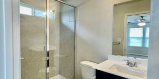 Beautiful Home in a Fantastic Community! Reduced Deposit! Gallery 9