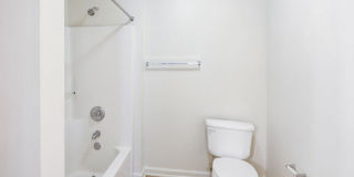 Laurel Pointe - Affordable Housing Gallery 13