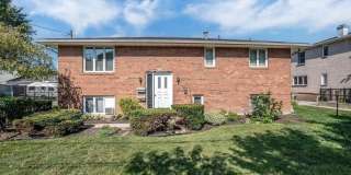 28 Mead St. - Upper Unit Gallery 1