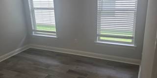 WENDELL IV G in The Cove at Villaggio community offers a 3 bedroom, 2 full bathroom Gallery 8